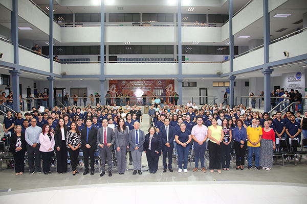 La FCFM reconoce la excelencia académica en la ceremonia de alumnos distinguidos