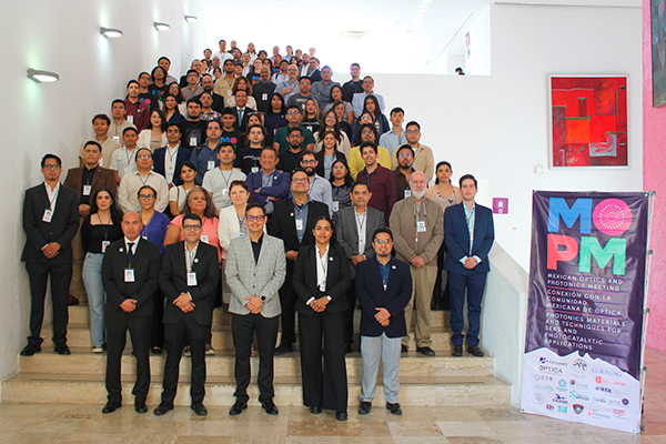 Concluye con éxito la Reunión Mexicana de Óptica y Fotónica 2025 en la UANL