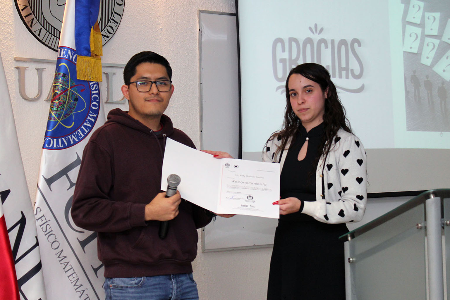 Se realiza Seminario de Posgrado en Ciencias con Orientación en Matemáticas