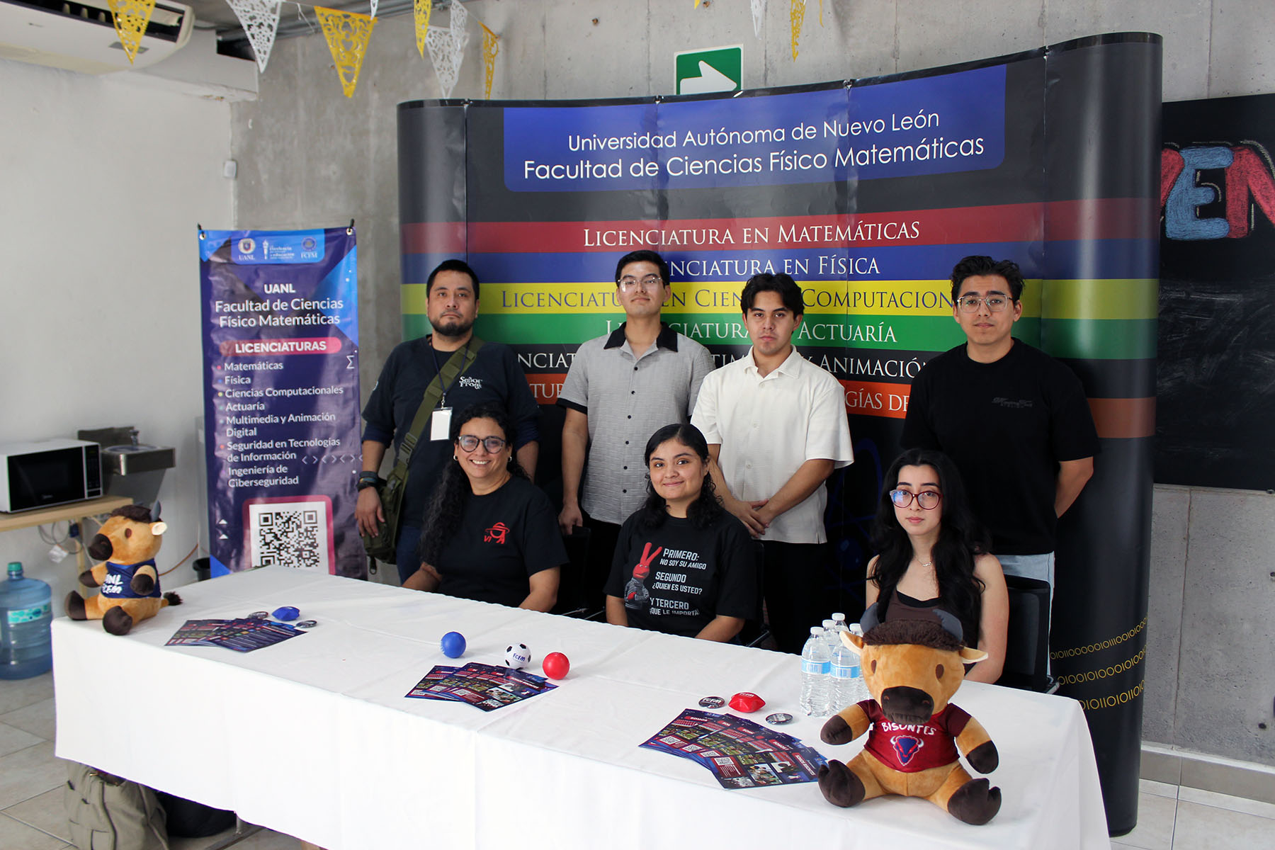 La Facultad acerca su oferta educativa a estudiantes de la Preparatoria Juan Pablo II
