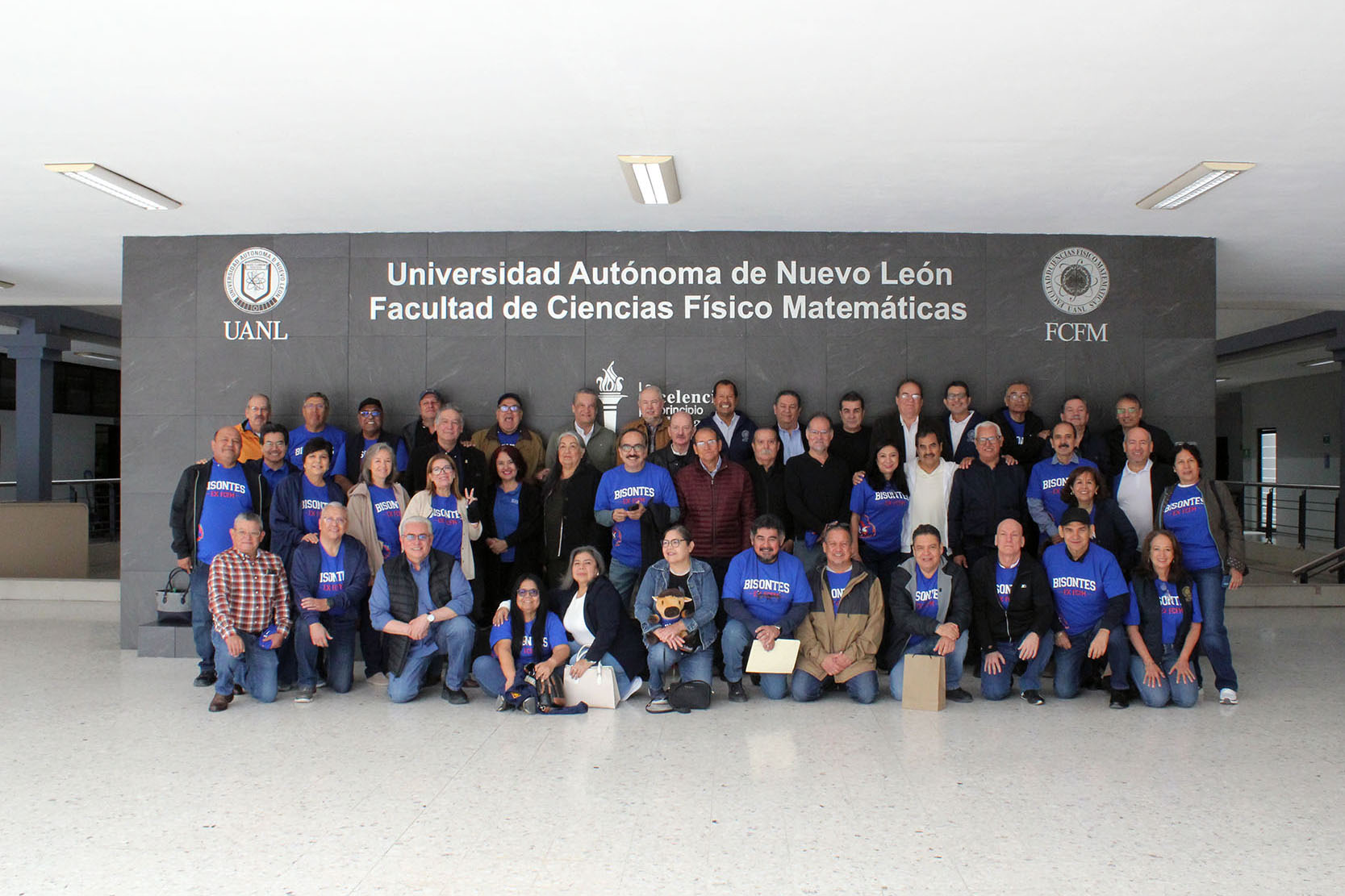 FCFM recibe a distintas generaciones de egresados