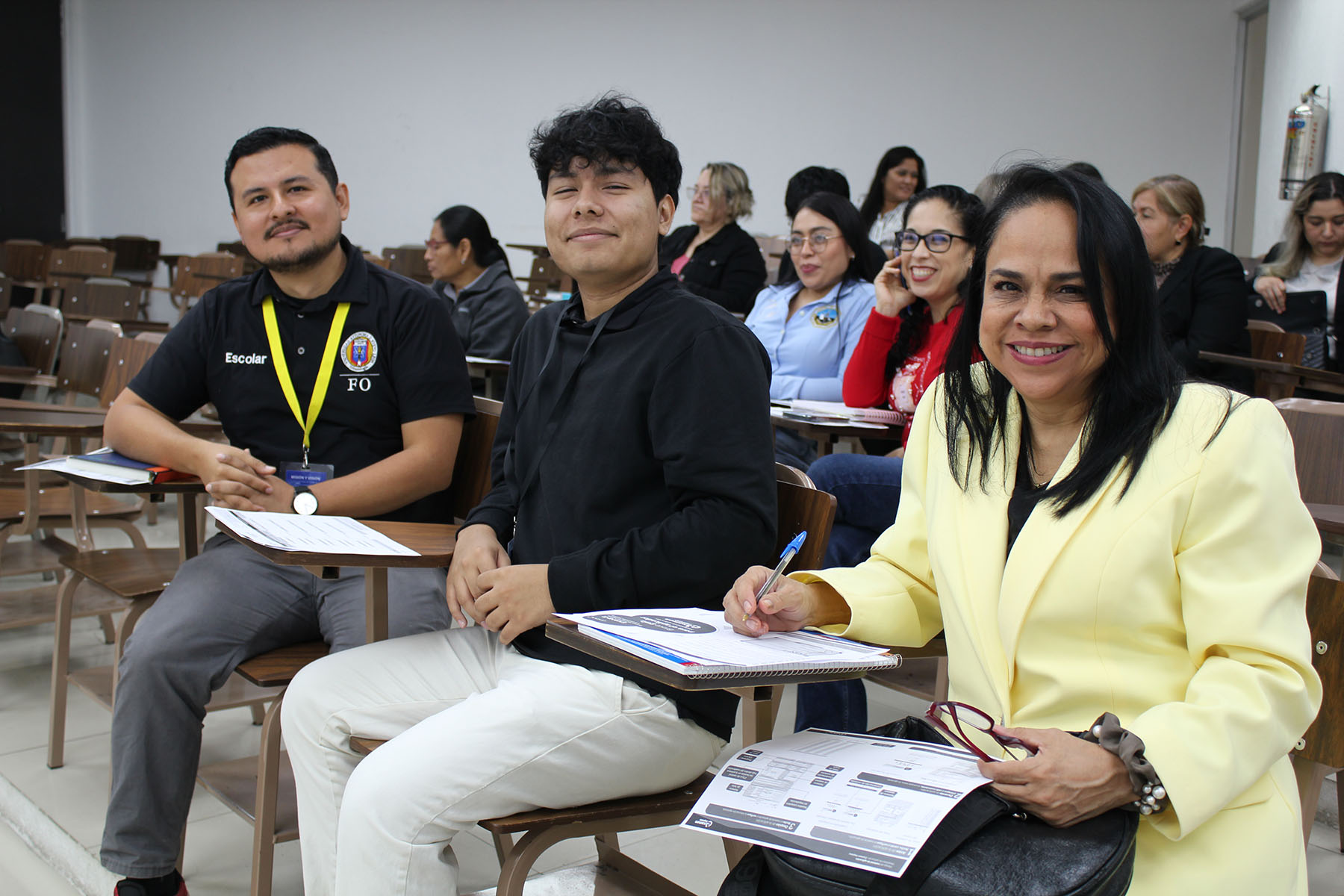La facultad se reúne con el Centro de Evaluaciones para capacitación de aplicadores del EXANI